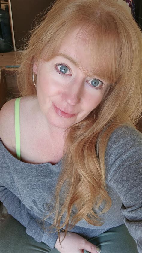 redhead mom|Real ginger soccer mom : r/SFWRedheads